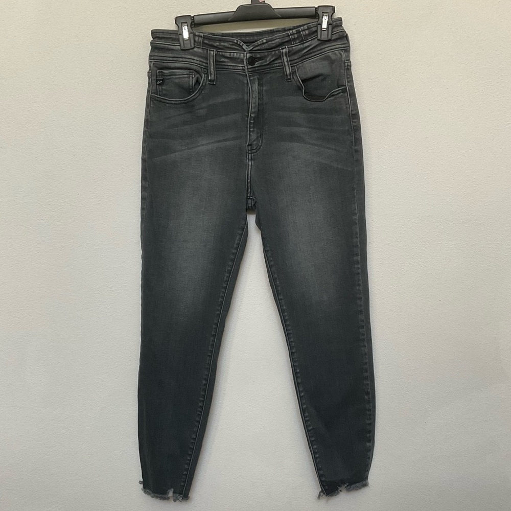 KanCan Black Wash High Rise Skinny Jeans Raw Hem Size 29 Super Stretch Basic